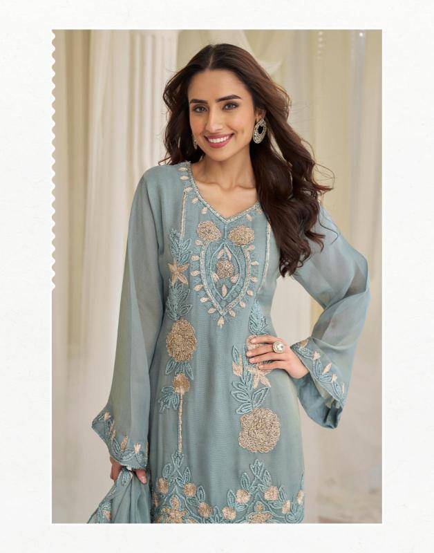 Sayuri kajal salwar suit manufacturers in Mumbai